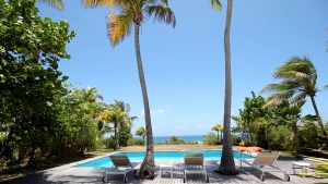 Piscine privée avec vue mer - Villa Caraïbes - Location de villas et maisons en Guadeloupe - www.villacaraibes.fr