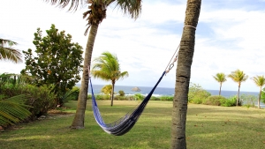Hamak avec vue mer - Villa Caraïbes - Location de villas et maisons en Guadeloupe - www.villacaraibes.fr
