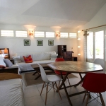 Salon spacieux et climatisé - Villa Caraïbes - Location de villas et maisons en Guadeloupe - www.villacaraibes.fr